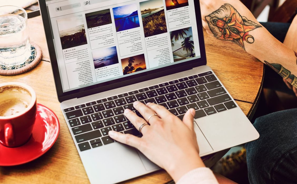 online student laptop studying